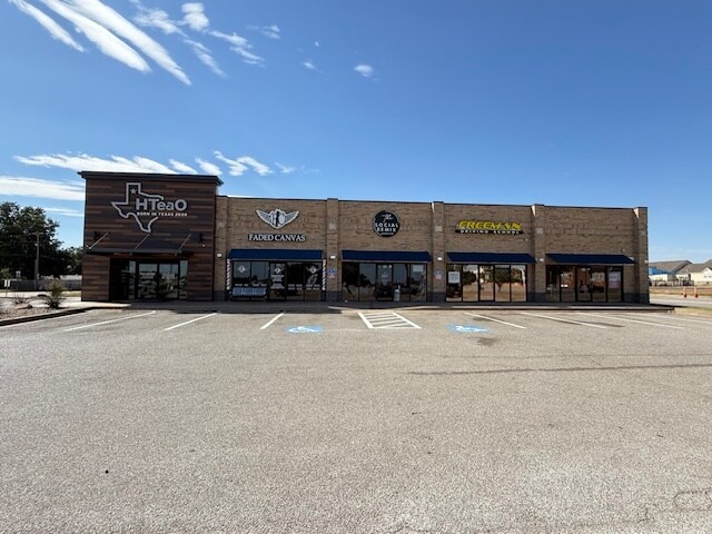 More Photos Of 101-111 N Eastern Ave, Moore Storefront Retail Office For Lease