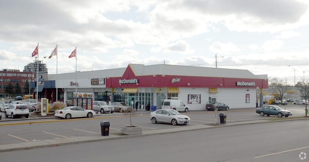 More Photos Of 9325 Yonge St, Richmond Hill Unknown For Lease
