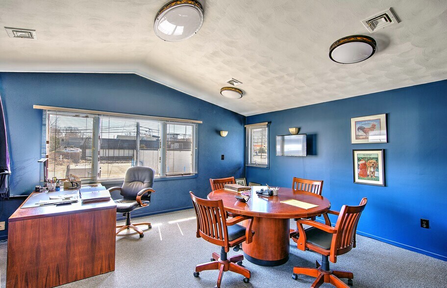 More Photos Of 628 Metacom Ave, Warren Storefront For Sale