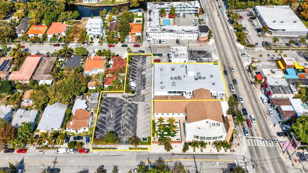 More Photos Of 7630 Biscayne Blvd, Miami Office For Lease