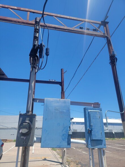 More Photos Of 1415 N 17th Dr, Phoenix Land For Lease