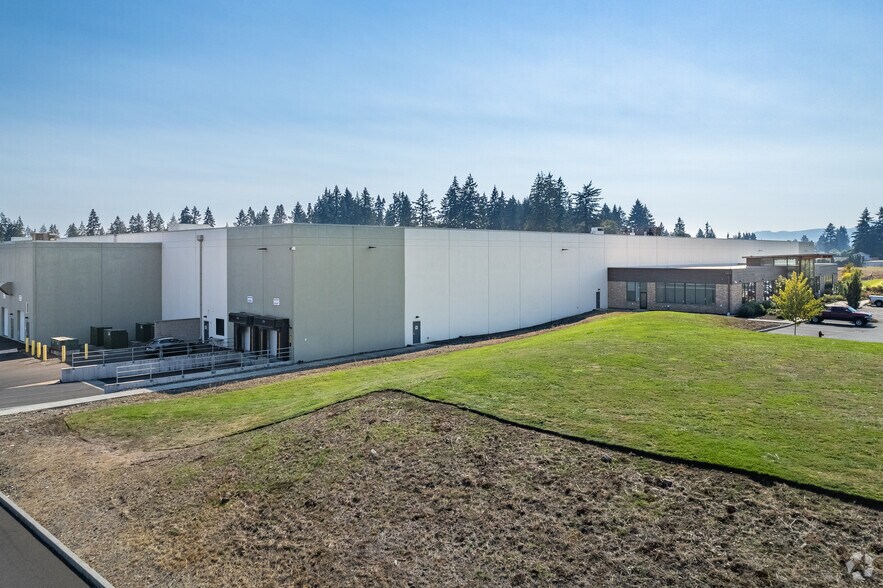 More Photos Of 52960 W Lane Rd, Scappoose Manufacturing For Sale