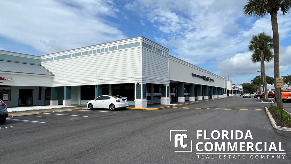 More Photos Of 746 SW Federal Hwy, Stuart Unknown For Lease