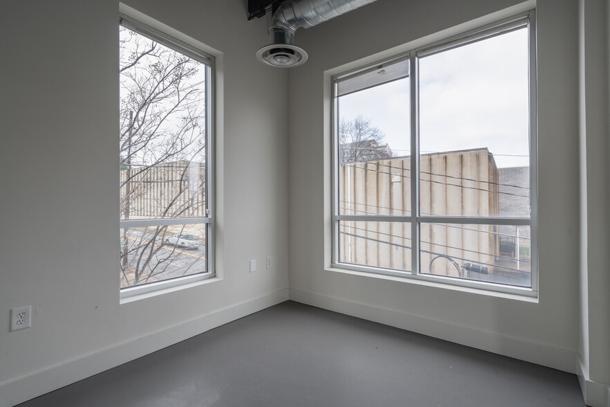 More Photos Of 692 10th St, Atlanta Loft Creative Space For Sale