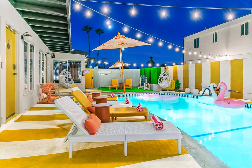 More Photos Of 1339 N Indian Canyon Dr, Palm Springs Hotel For Sale