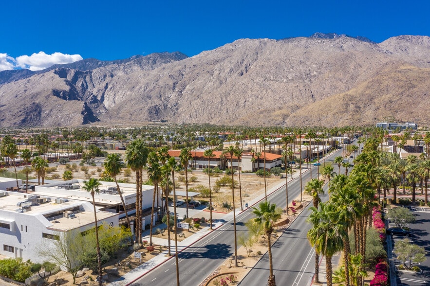 More Photos Of 901 E Tahquitz Canyon Way, Palm Springs Office For Lease