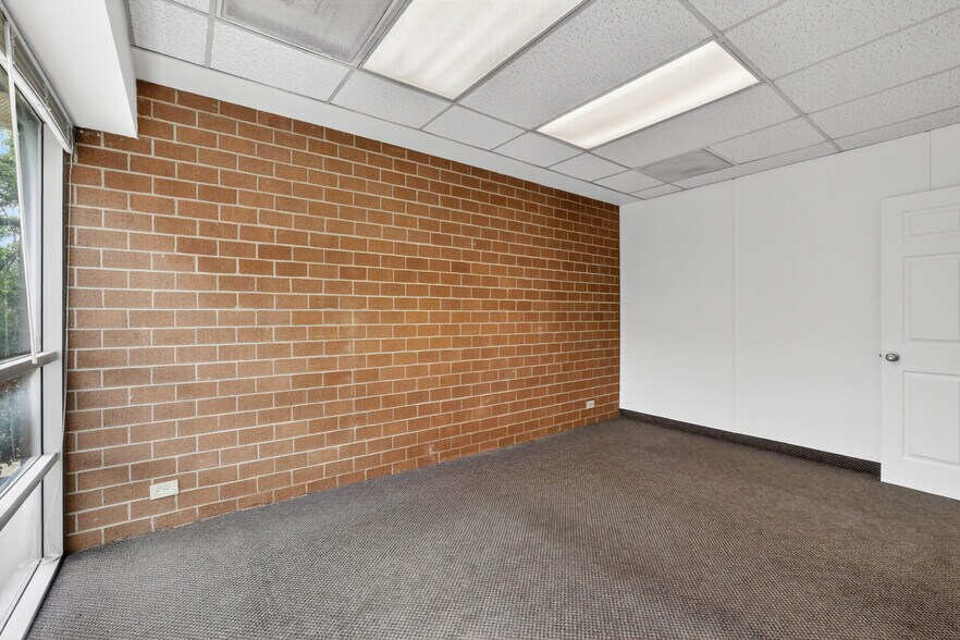 More Photos Of 441 Wadsworth Blvd, Lakewood Medical For Lease