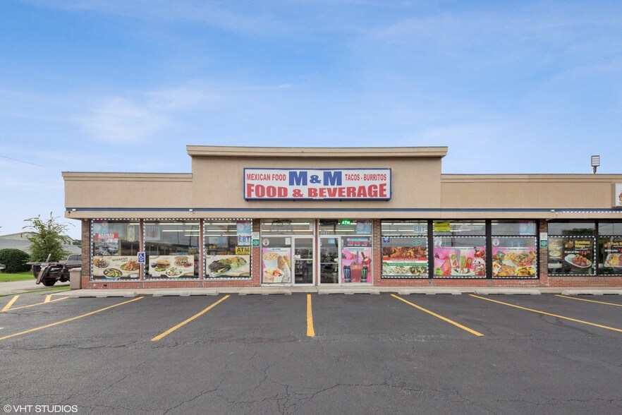 Primary Photo Of 8031-8039 W 87th St, Hickory Hills Freestanding For Lease