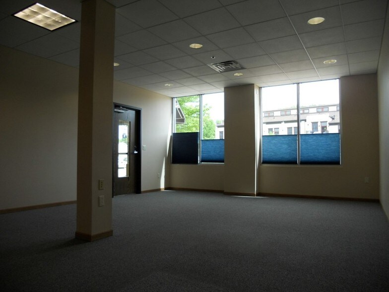 More Photos Of 7734-7780 Elmwood Ave, Middleton Medical For Lease