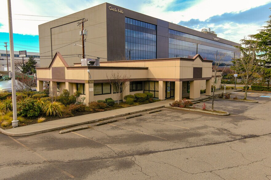 More Photos Of 500 S Michigan St, Seattle Bank For Lease