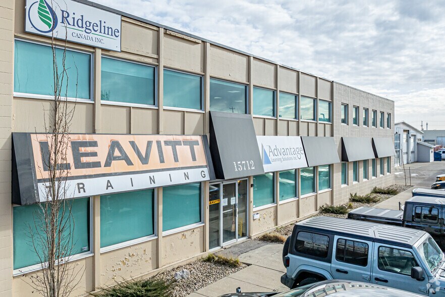 More Photos Of 15712 112 Ave, Edmonton Office For Lease