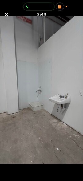 More Photos Of 4003 Artdale St, Houston Warehouse For Lease