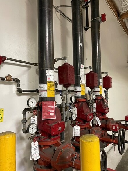 More Photos Of 2225 Grant Ave, San Lorenzo Warehouse For Lease