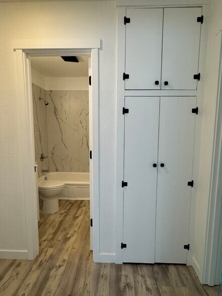 More Photos Of 3823-3841 SE 52nd Ave, Portland Apartments For Sale