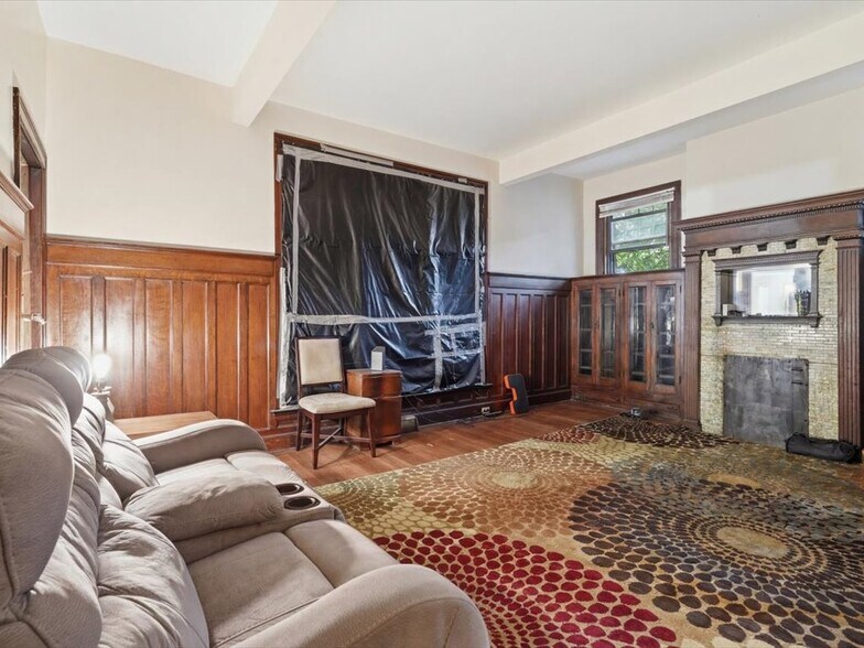 More Photos Of 215 S Braddock Ave, Pittsburgh Apartments For Sale