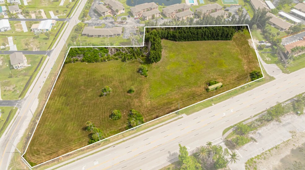 More Photos Of 16984-16998 McGregor Blvd, Fort Myers Land For Sale