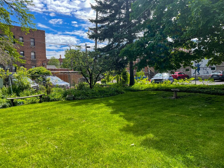 More Photos Of 4742-4754 Anthony Wayne Dr, Detroit Apartments For Sale