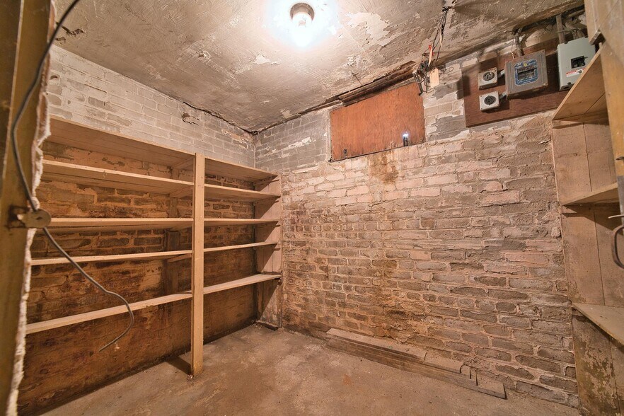 More Photos Of 1989 W Grand Blvd, Detroit Office Residential For Sale