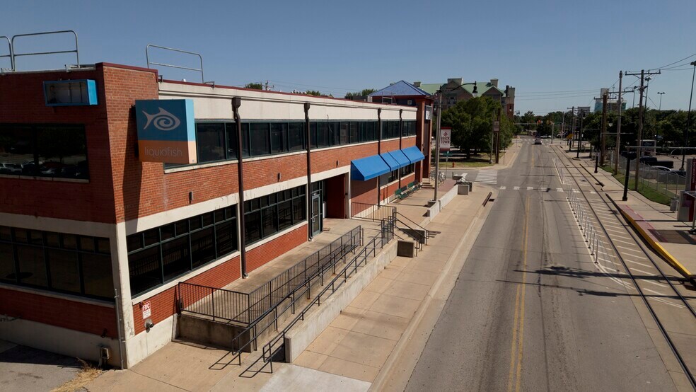More Photos Of 401-409 Kings of Leon Ln, Oklahoma City Storefront Retail Office For Sale