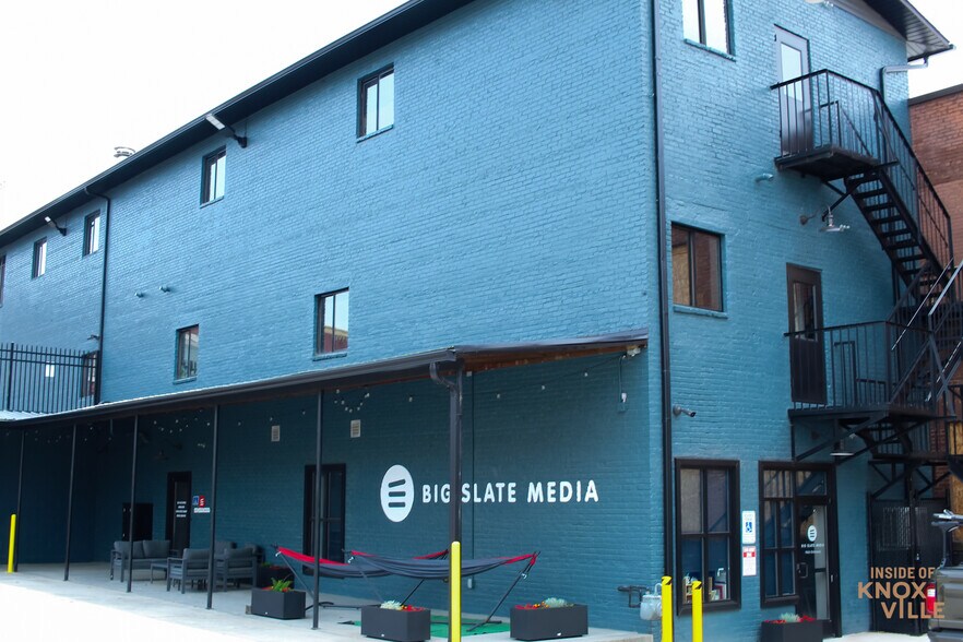 More Photos Of 629 Broadway St, Knoxville Office For Lease