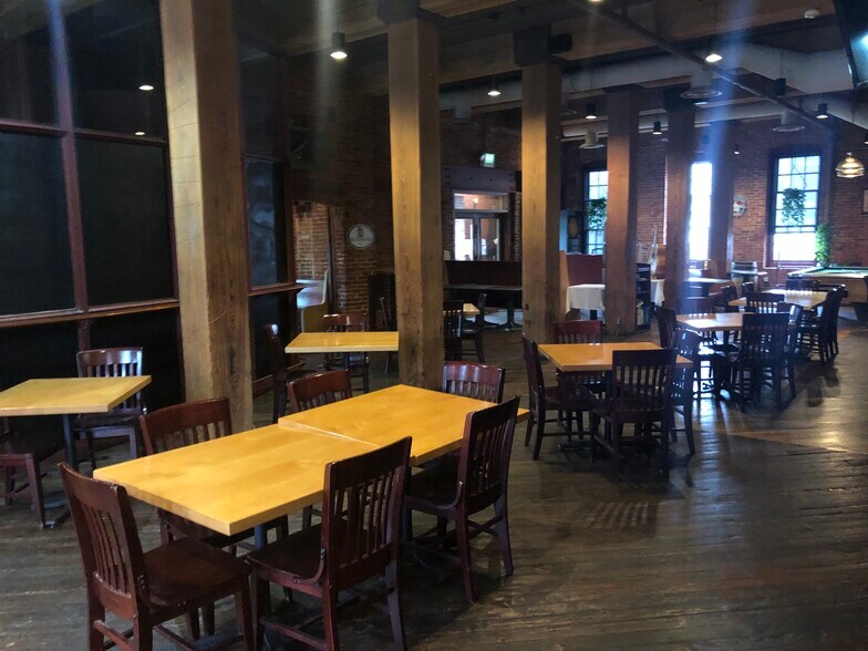 More Photos Of 535 Canal St, Reading Flex For Sale