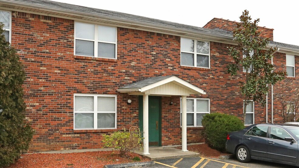 Primary Photo Of 800 Minette Cir, Louisville Apartments For Sale