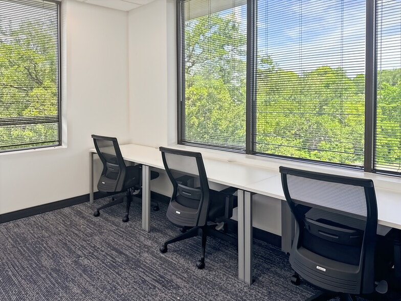 More Photos Of 1177 Rockingham Ln, Richardson Coworking Space