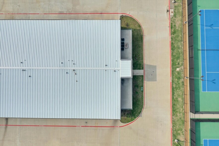 More Photos Of 6767 All Stars Ave, Frisco Showroom For Sale