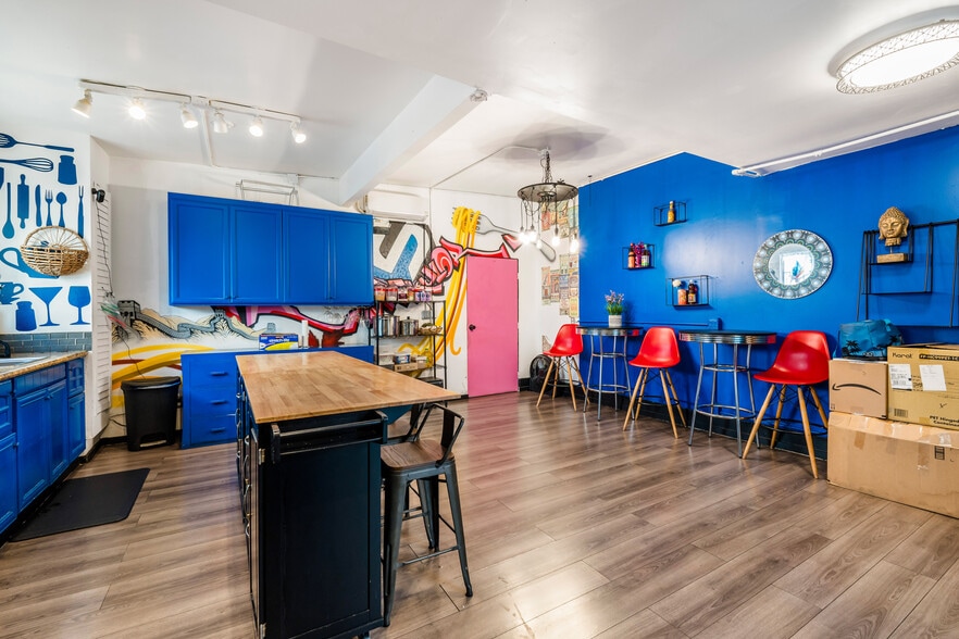More Photos Of 3642 W 139th St, Hawthorne Movie Radio TVStudio For Sale