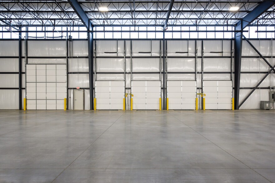 More Photos Of 720 Garvin Ln, Franklin Distribution For Lease