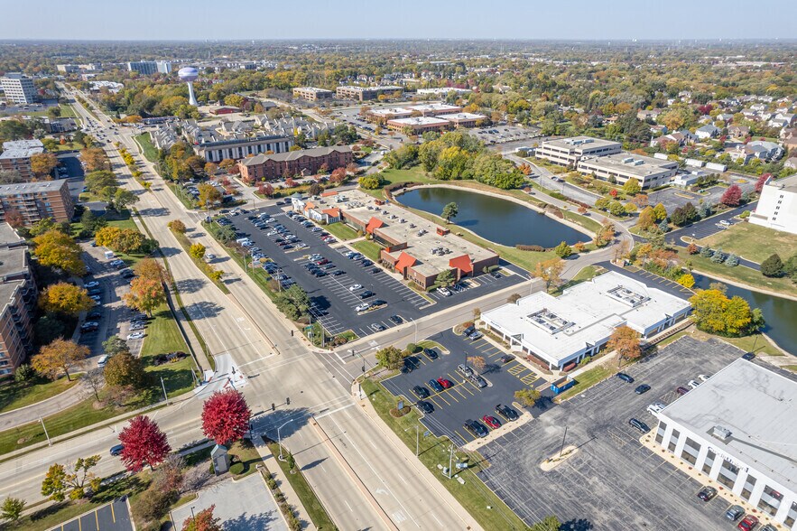 More Photos Of 400 E 22nd St, Lombard Office For Lease