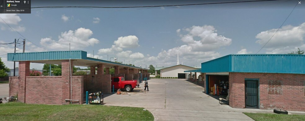 More Photos Of 393 Avenue E, Stafford Carwash For Sale