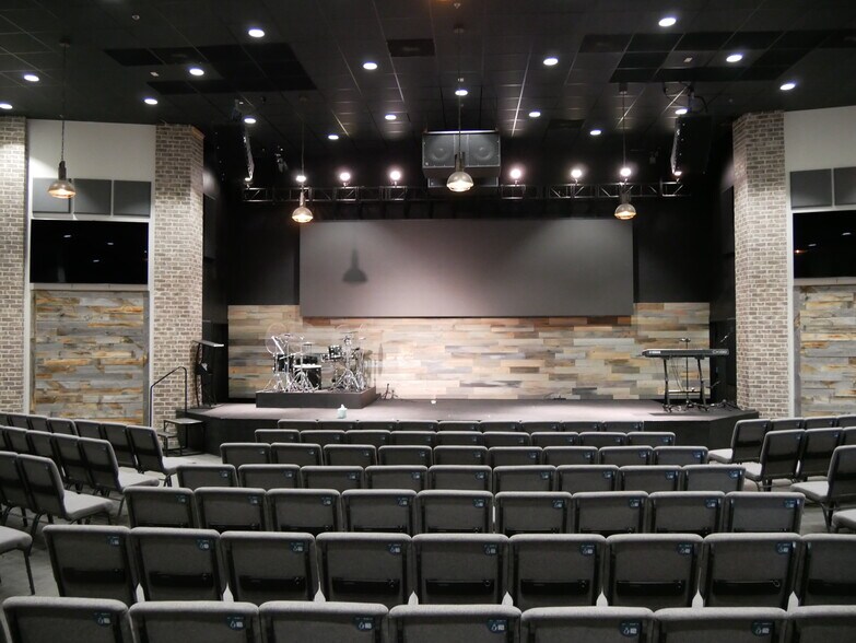 More Photos Of 29697 New Hub Dr, Menifee Flex For Sale