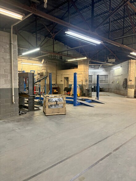 More Photos Of 210 W Cole St, Moundridge General Retail For Sale