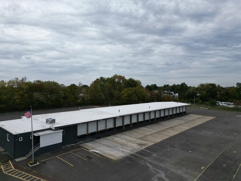 More Photos Of 750 County Line Rd, Colmar Truck Terminal For Sale