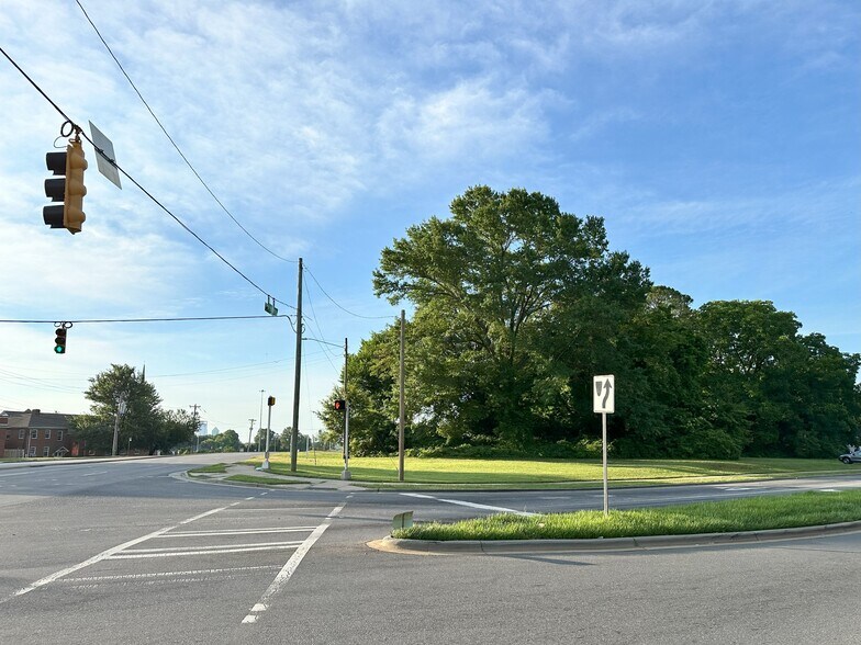 More Photos Of 3729-3745 Freedom Dr, Charlotte Land For Sale