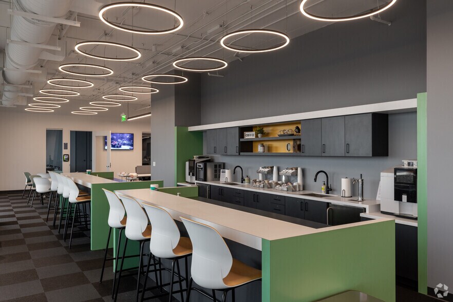 More Photos Of 333 S Garland Ave, Orlando Office For Sale