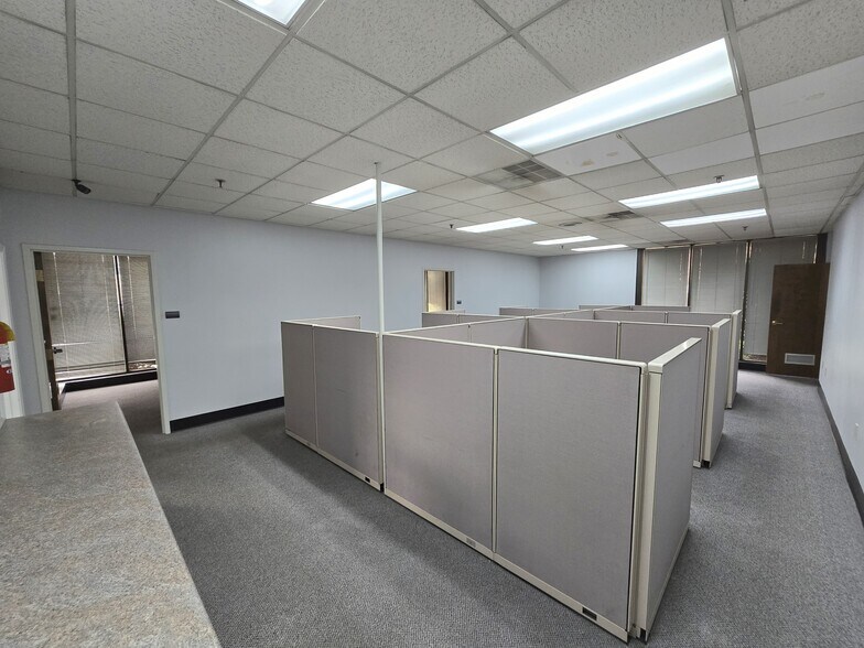 More Photos Of 6624 Jimmy Carter Blvd, Peachtree Corners Industrial For Sale