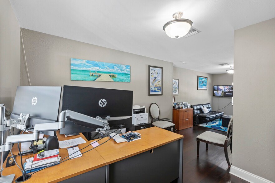 More Photos Of 822 Menendez Ct, Orlando Office Residential For Sale