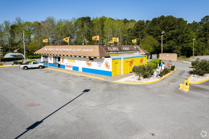 More Photos Of 6468 Lankford Hwy, Nassawadox Restaurant For Sale