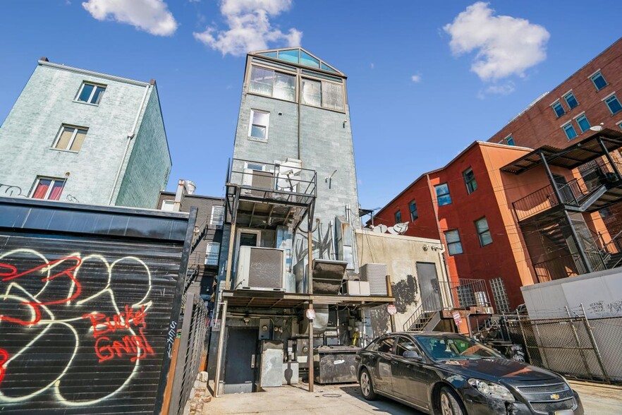 More Photos Of 1336 U St NW, Washington Bar For Sale