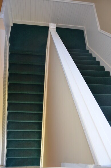 More Photos Of 11 Benton Ave E, Albia Restaurant For Sale