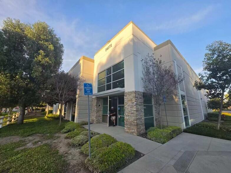 More Photos Of 14171 Fern Ave, Chino Warehouse For Sale