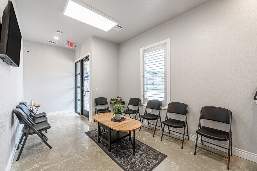 More Photos Of , Tomball Office For Sale