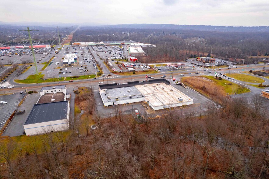 More Photos Of 745 US Highway 46, Parsippany Storefront For Sale