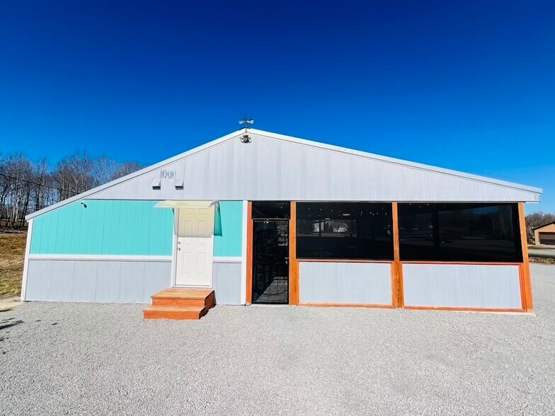 More Photos Of 128 Airport Rd, Jamestown General Retail For Sale