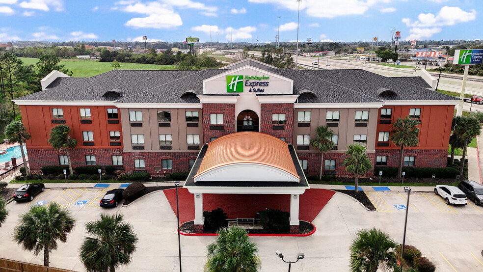 Primary Photo Of 46300 Interstate 10, Winnie Hotel For Sale