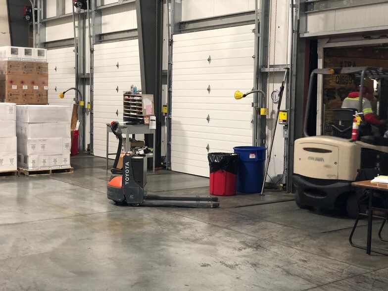 More Photos Of 22020 Carneros Vineyard Way, Sonoma Warehouse For Lease