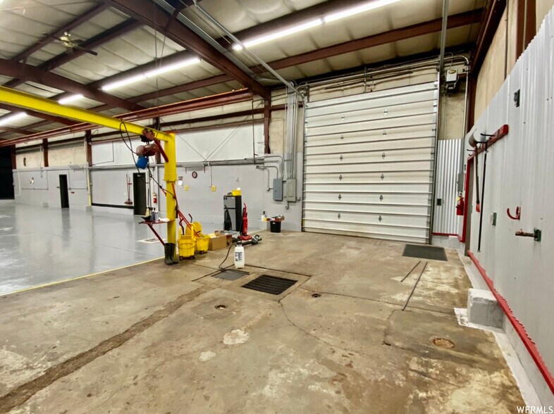 More Photos Of 1401 E 1100 S, Vernal Manufacturing For Sale