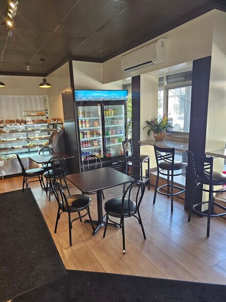 More Photos Of 117-02 Jamaica Ave, Jamaica Storefront For Sale